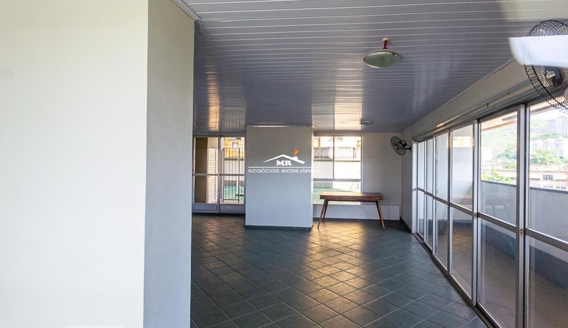 Apartamento à venda com 2 quartos, 70m² - Foto 21