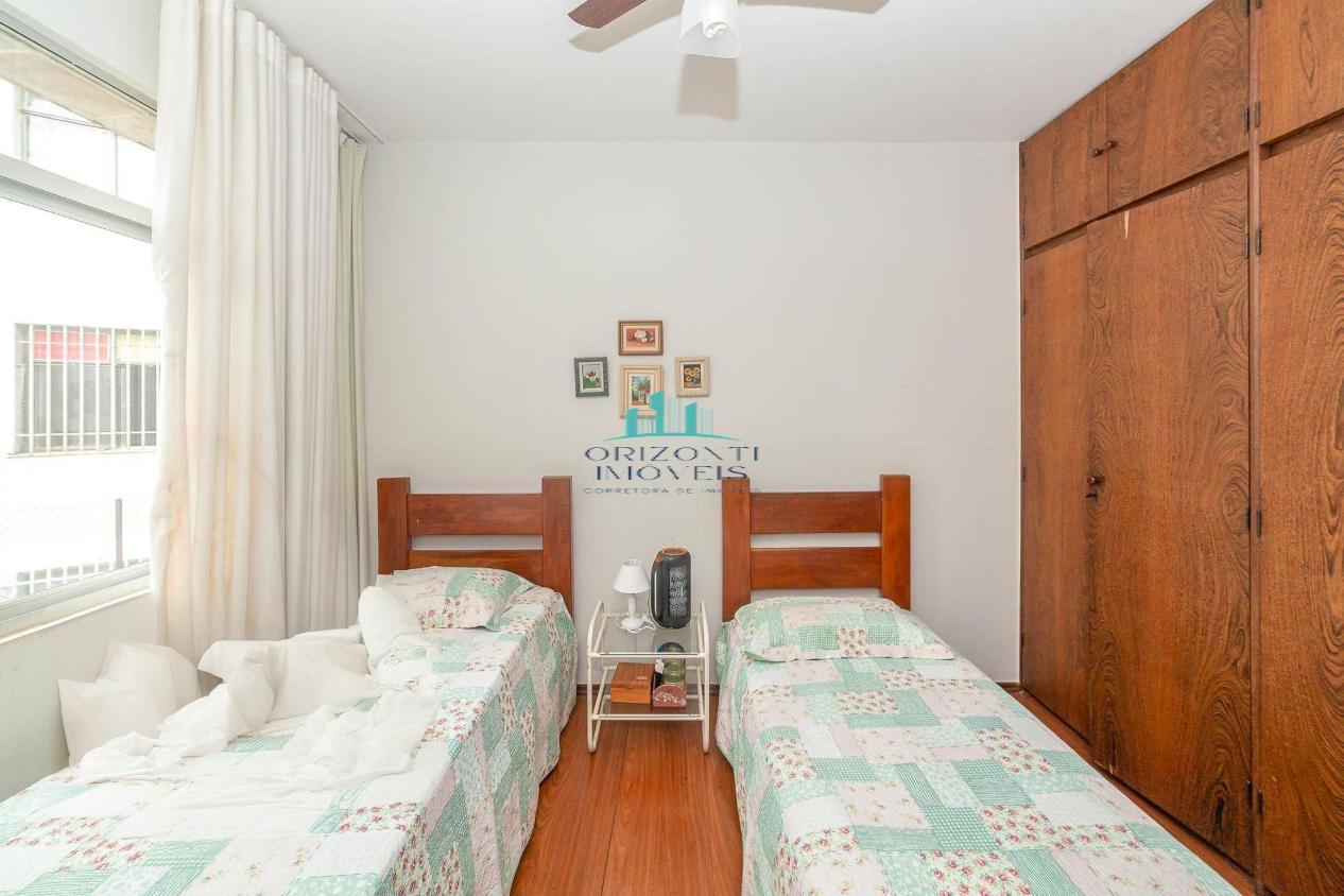 Apartamento à venda com 3 quartos - Foto 11