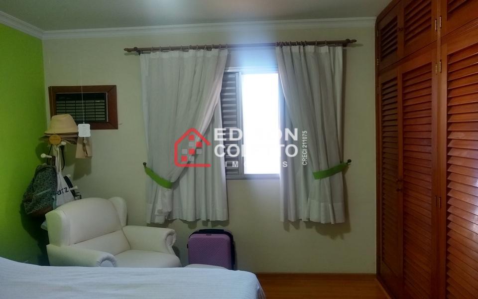 Apartamento à venda com 3 quartos, 178m² - Foto 17