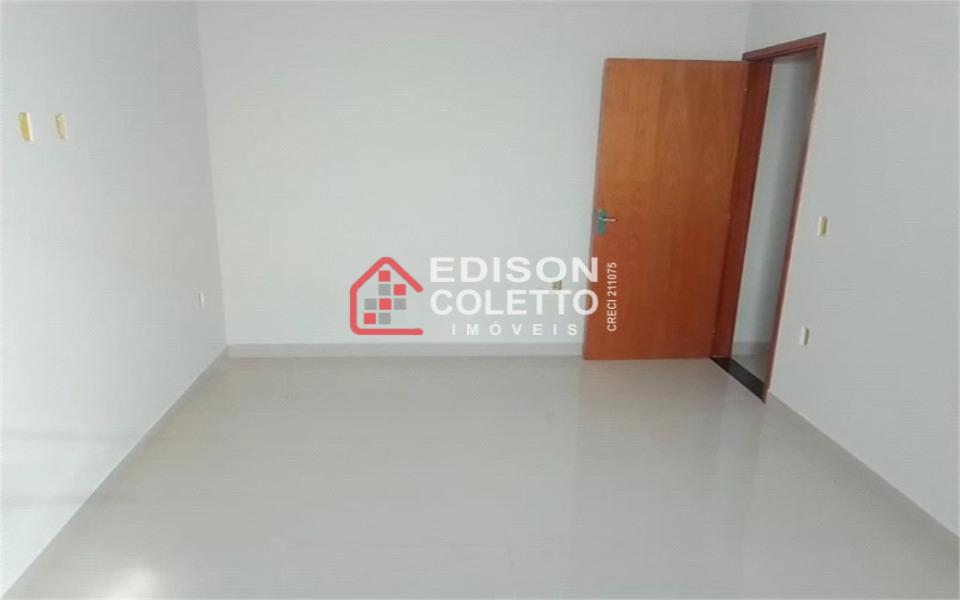 Casa à venda com 3 quartos, 130m² - Foto 15