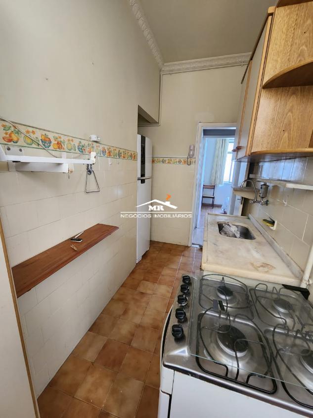 Apartamento à venda com 1 quarto, 42m² - Foto 7