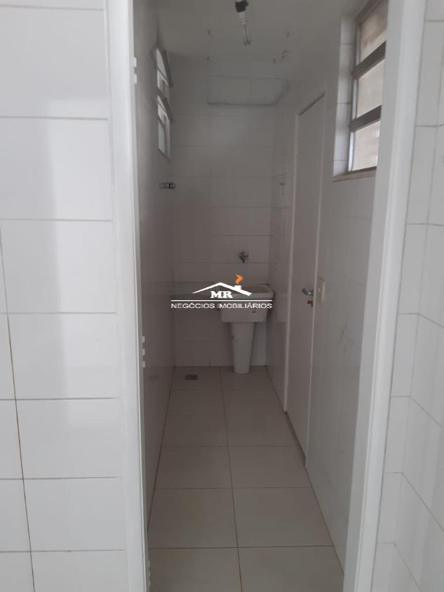 Apartamento à venda com 1 quarto, 50m² - Foto 6