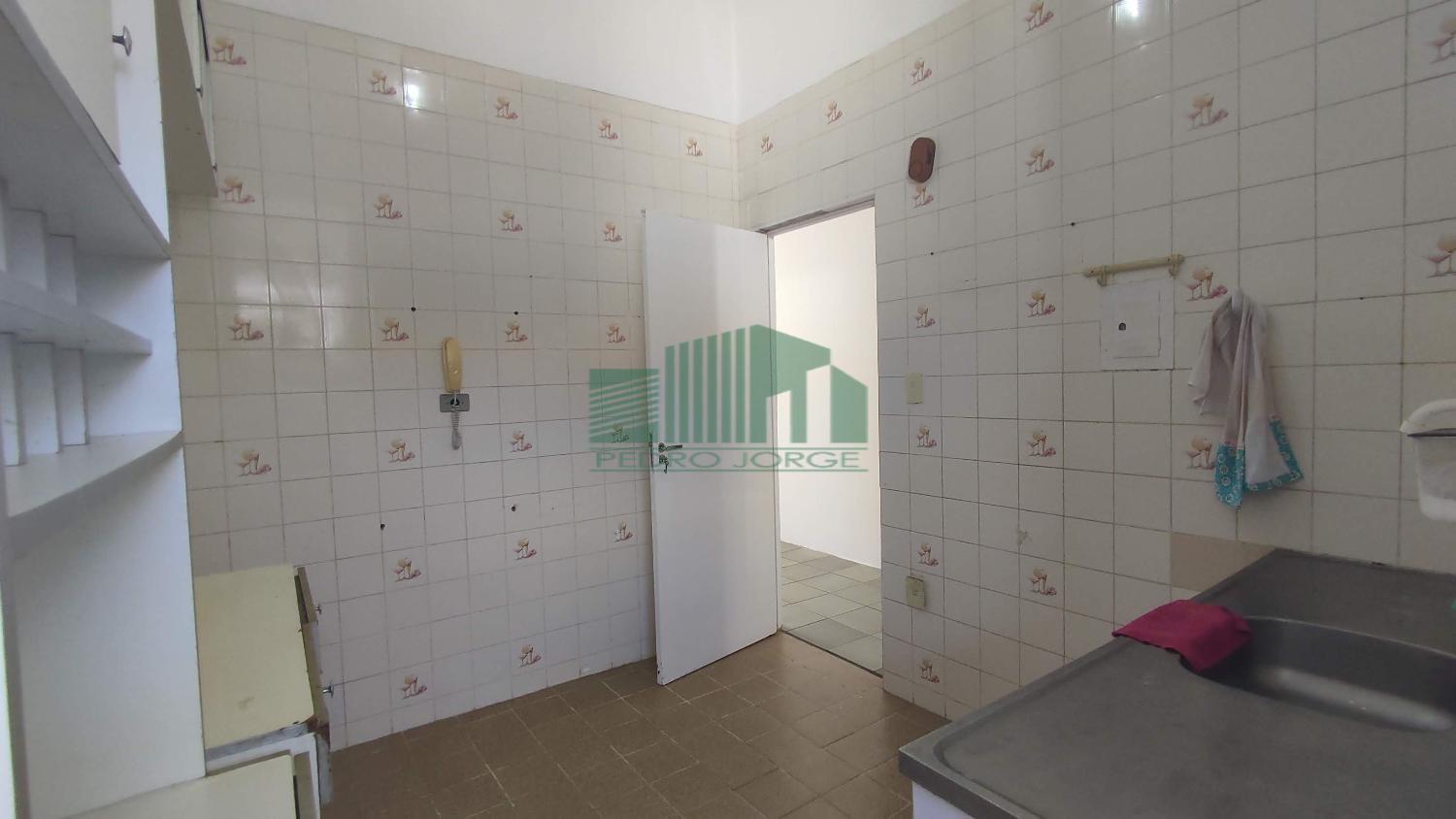 Apartamento à venda com 3 quartos, 85m² - Foto 18