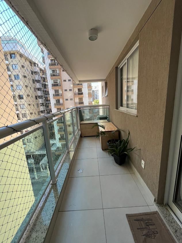 Apartamento à venda com 2 quartos, 72m² - Foto 1