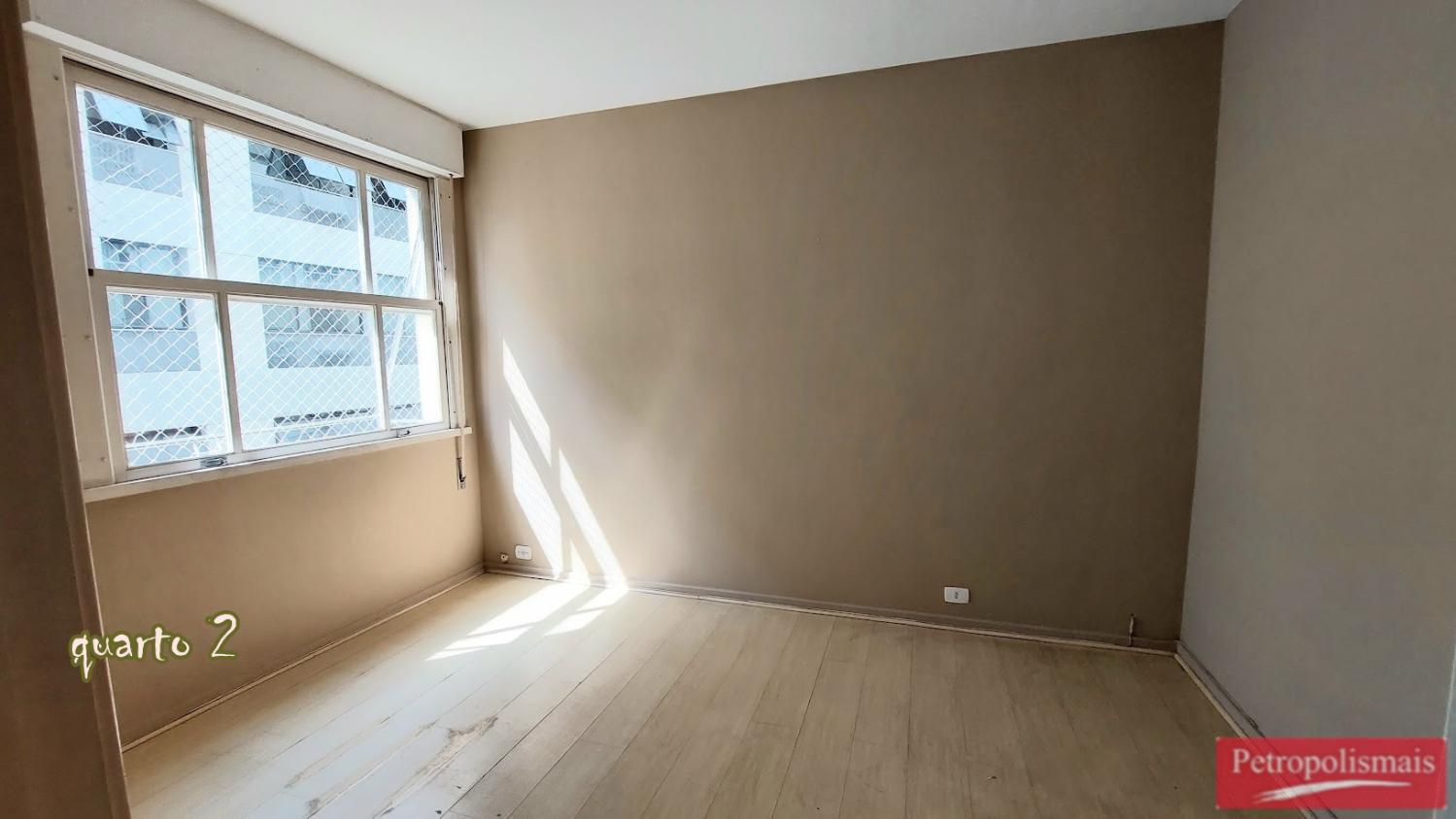 Apartamento à venda com 3 quartos, 2m² - Foto 12