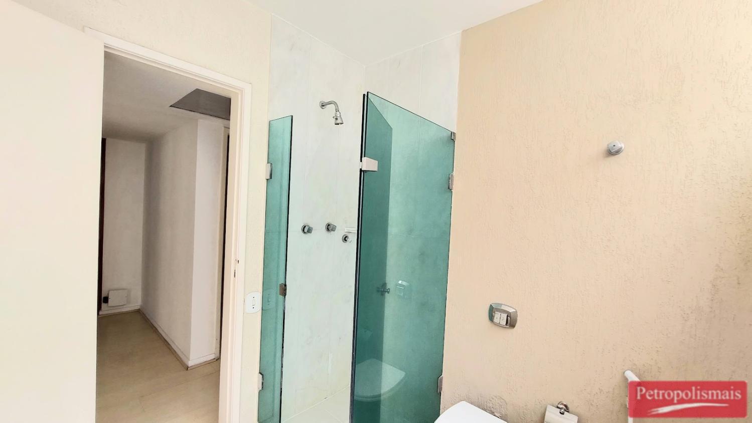 Apartamento à venda com 3 quartos, 2m² - Foto 17