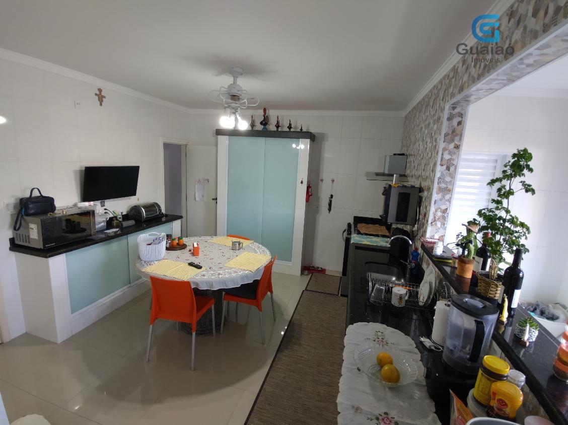 Apartamento à venda com 3 quartos, 192m² - Foto 6