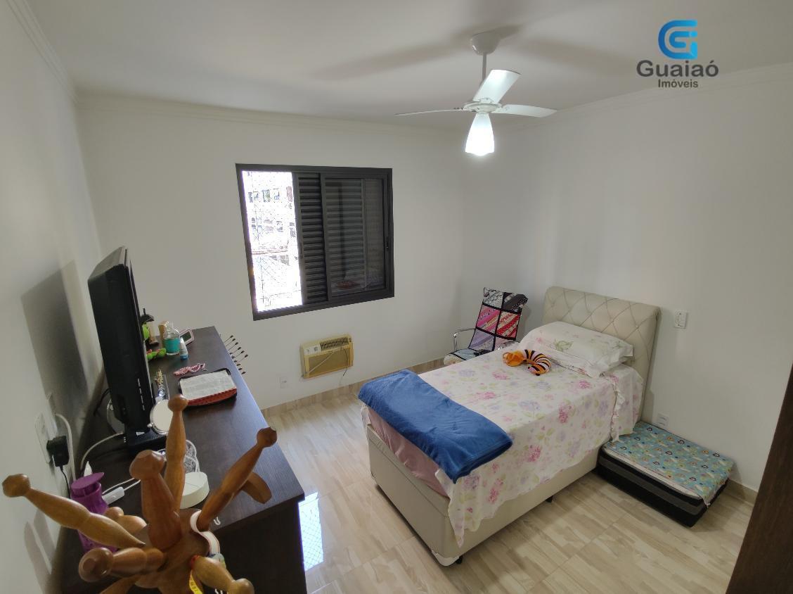 Apartamento à venda com 3 quartos, 192m² - Foto 16