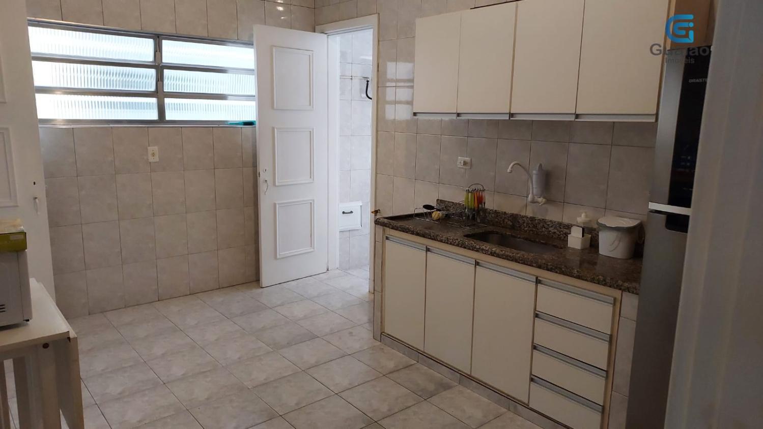 Apartamento à venda com 3 quartos, 150m² - Foto 4