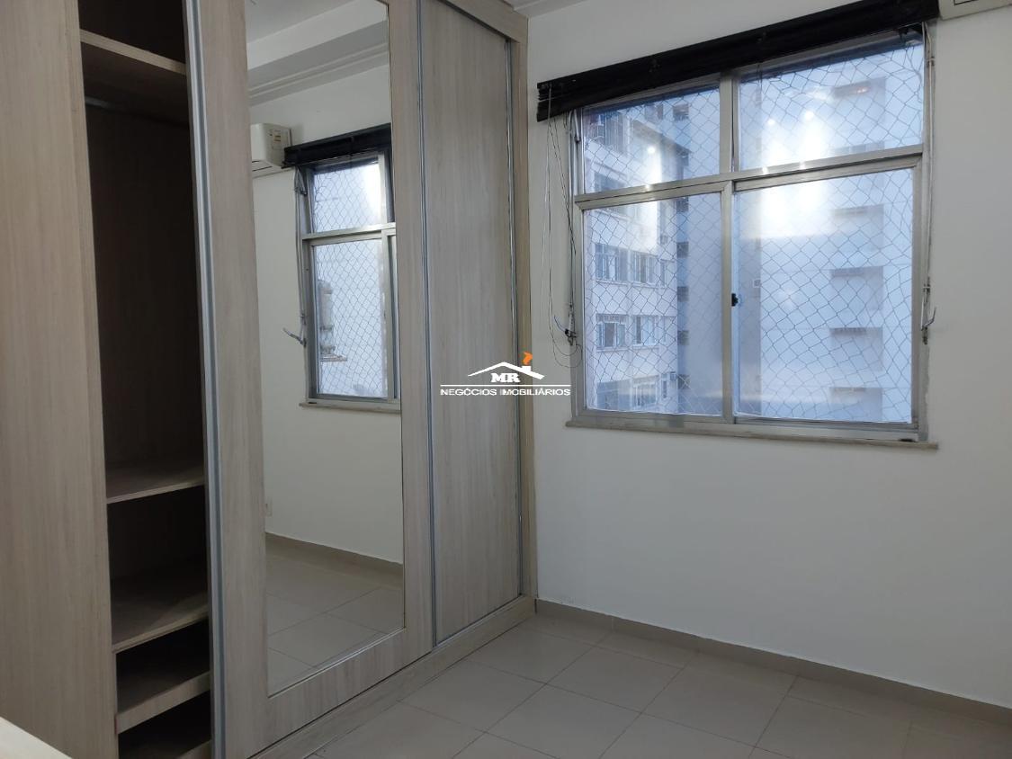 Apartamento à venda com 3 quartos, 90m² - Foto 15