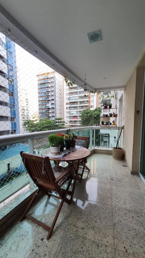 Apartamento à venda com 2 quartos, 89m² - Foto 3