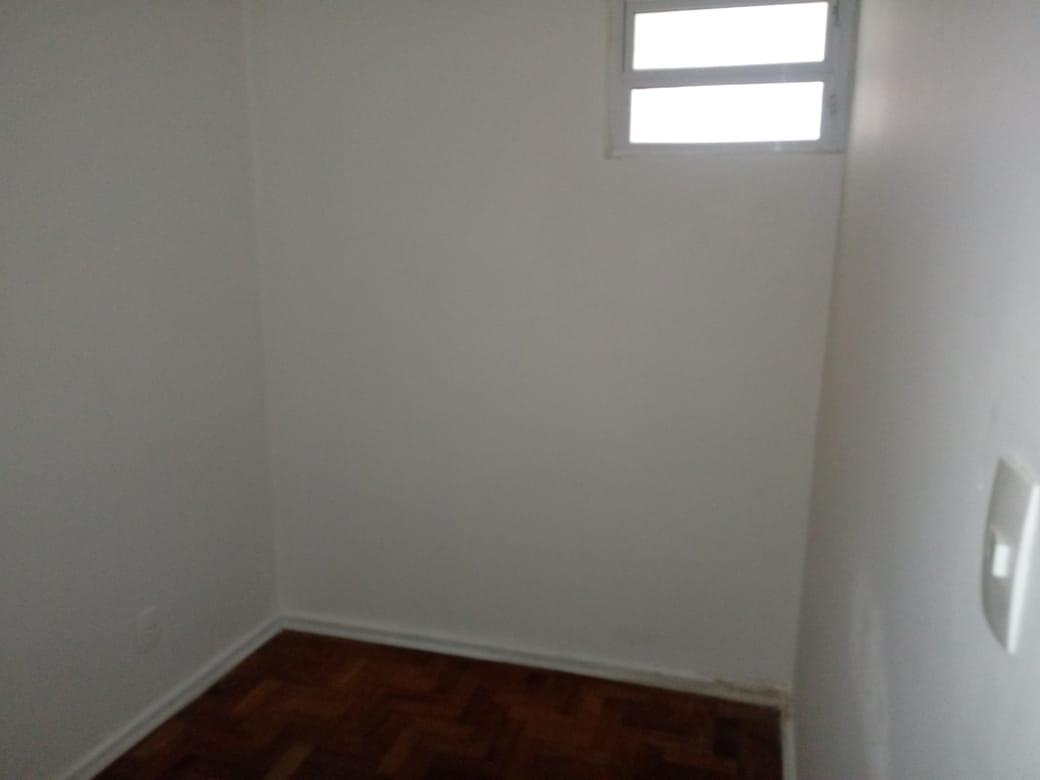 Apartamento para alugar com 3 quartos, 83m² - Foto 17