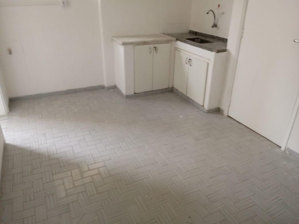 Apartamento para alugar com 3 quartos, 83m² - Foto 22