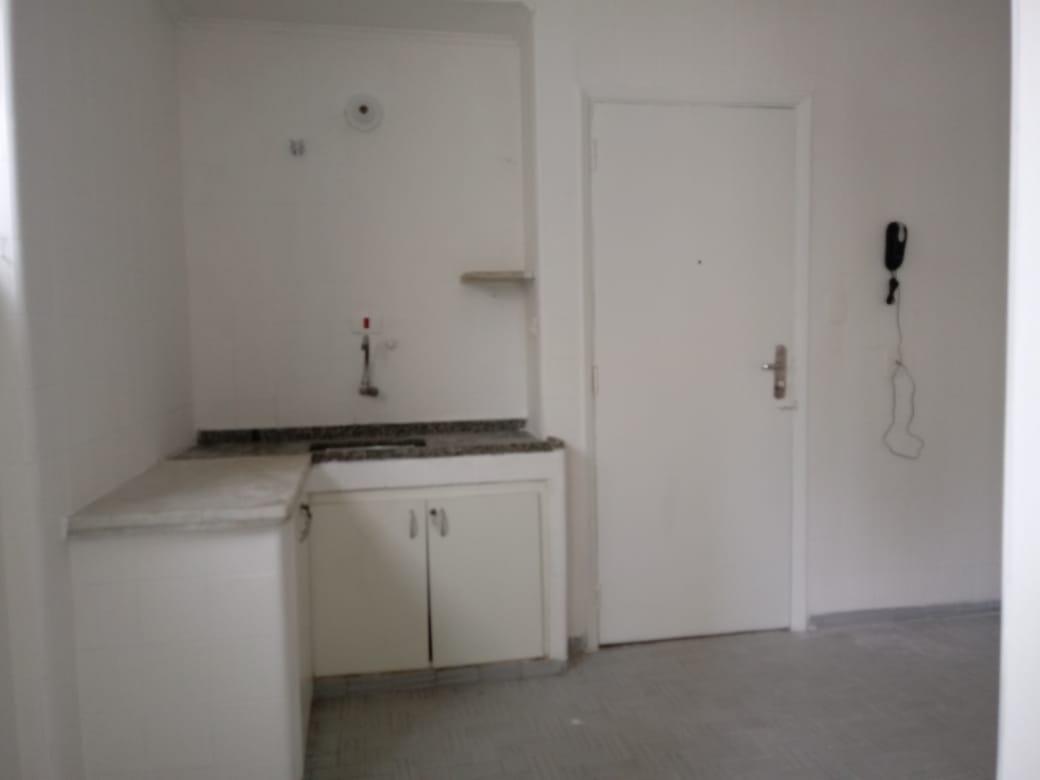 Apartamento para alugar com 3 quartos, 83m² - Foto 25