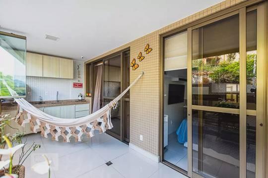 Apartamento à venda com 4 quartos, 173m² - Foto 1