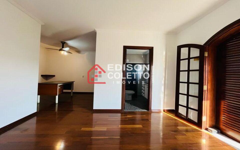 Casa à venda com 3 quartos, 244m² - Foto 14