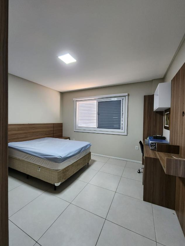 Apartamento à venda com 3 quartos, 124m² - Foto 9