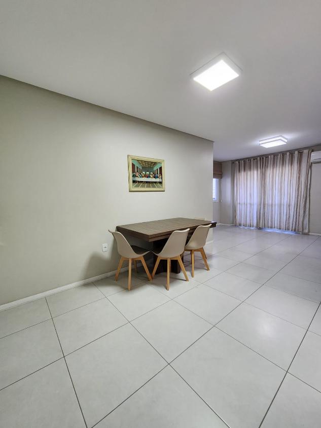 Apartamento à venda com 3 quartos, 124m² - Foto 17