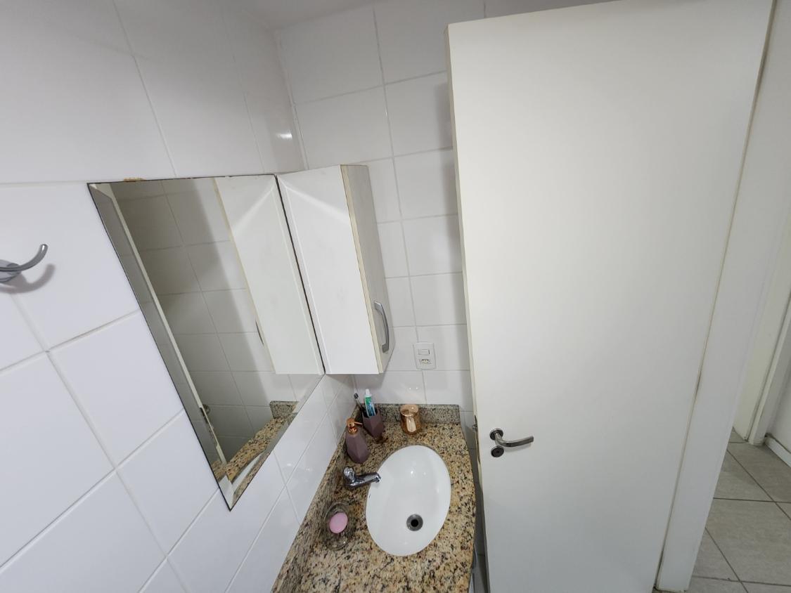 Apartamento à venda com 2 quartos, 80m² - Foto 13