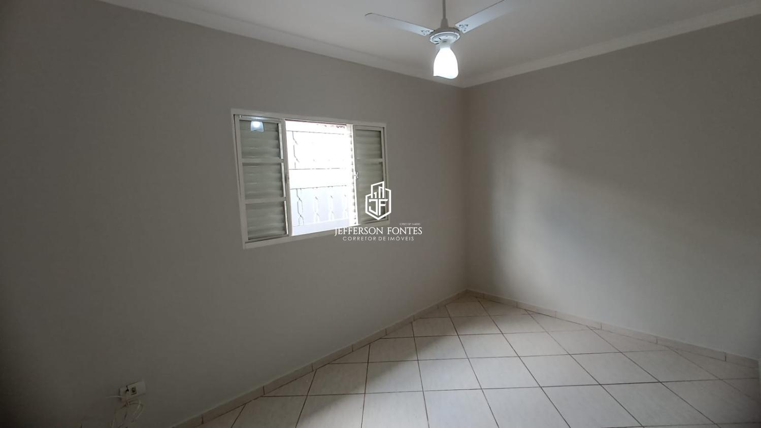 Casa à venda com 2 quartos, 110m² - Foto 11