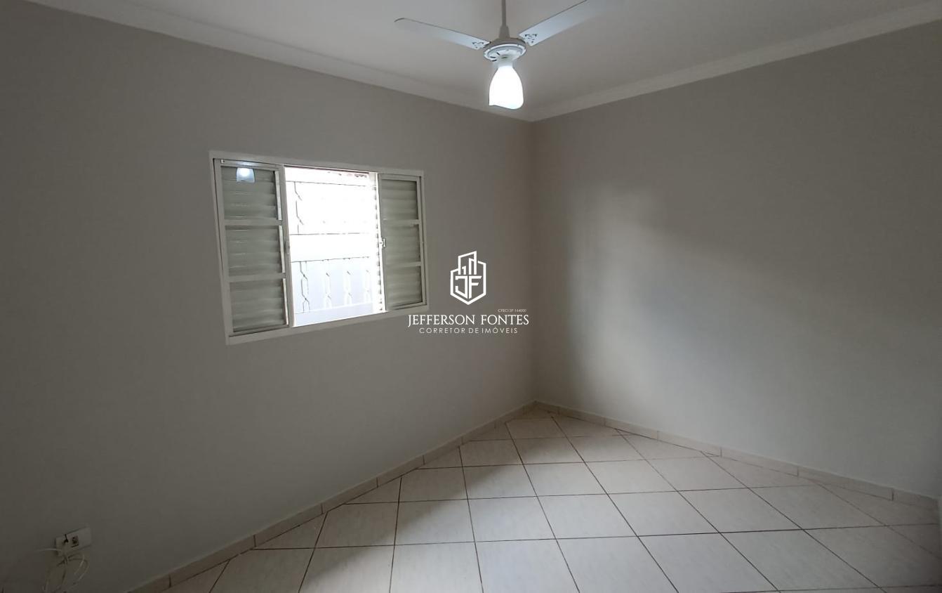 Casa à venda com 2 quartos, 110m² - Foto 12