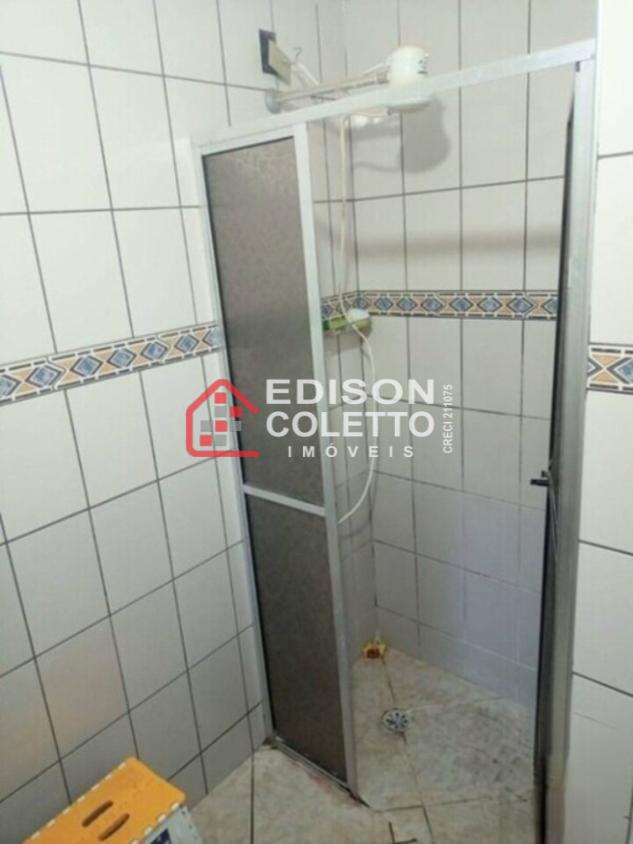 Casa à venda com 2 quartos, 181m² - Foto 14