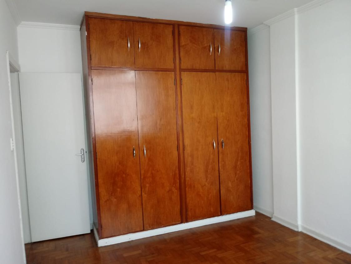 Apartamento à venda com 1 quarto, 45m² - Foto 12