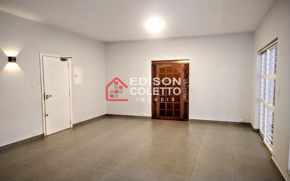 Casa à venda com 4 quartos, 358m² - Foto 25