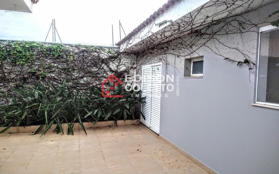 Casa à venda com 4 quartos, 358m² - Foto 29