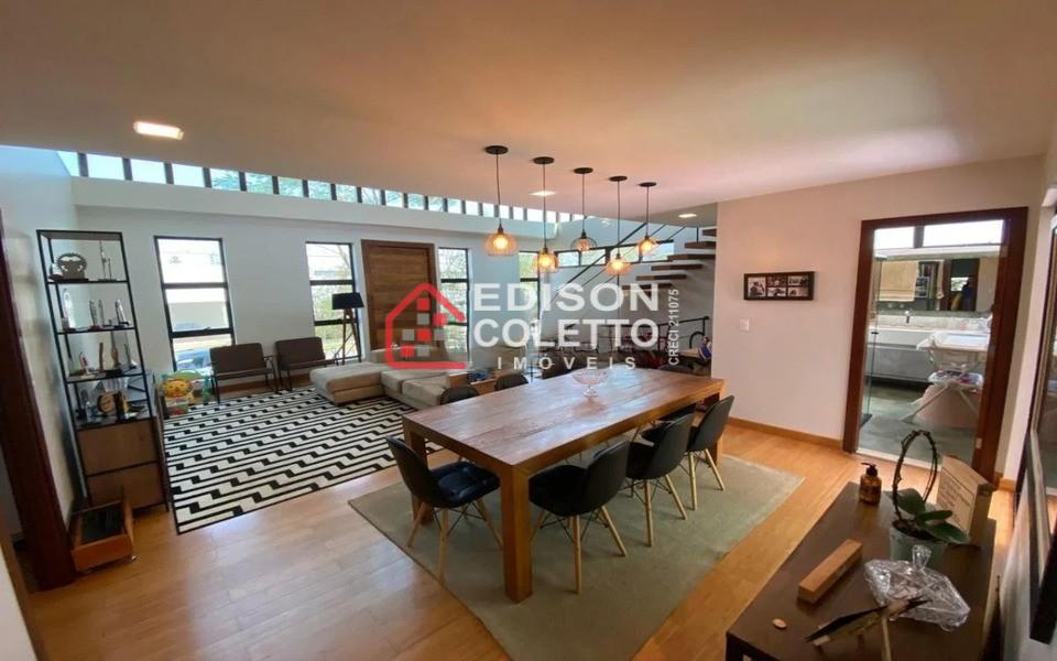 Casa de Condomínio à venda com 3 quartos, 300m² - Foto 16