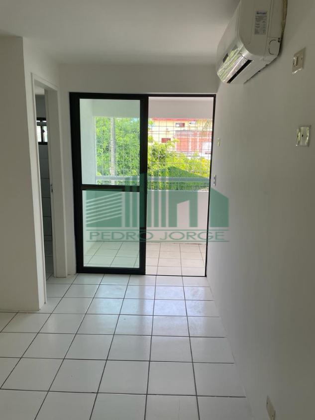 Casa à venda com 3 quartos, 92m² - Foto 1