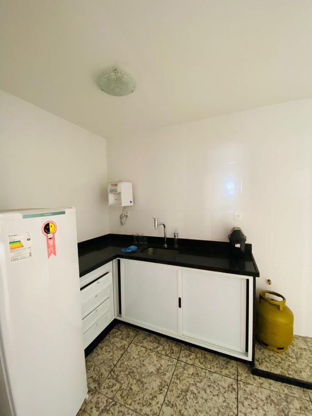 Apartamento à venda com 2 quartos, 70m² - Foto 13