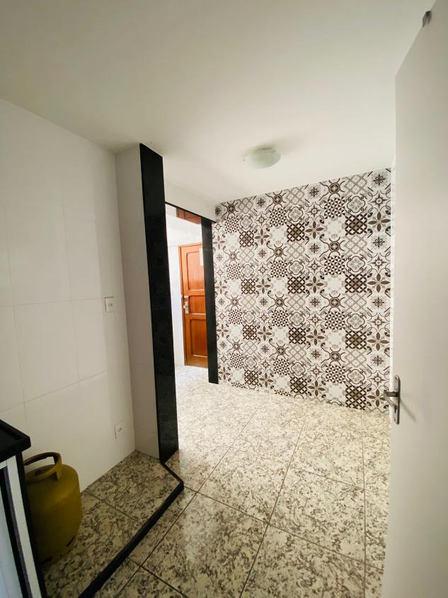 Apartamento à venda com 2 quartos, 70m² - Foto 11