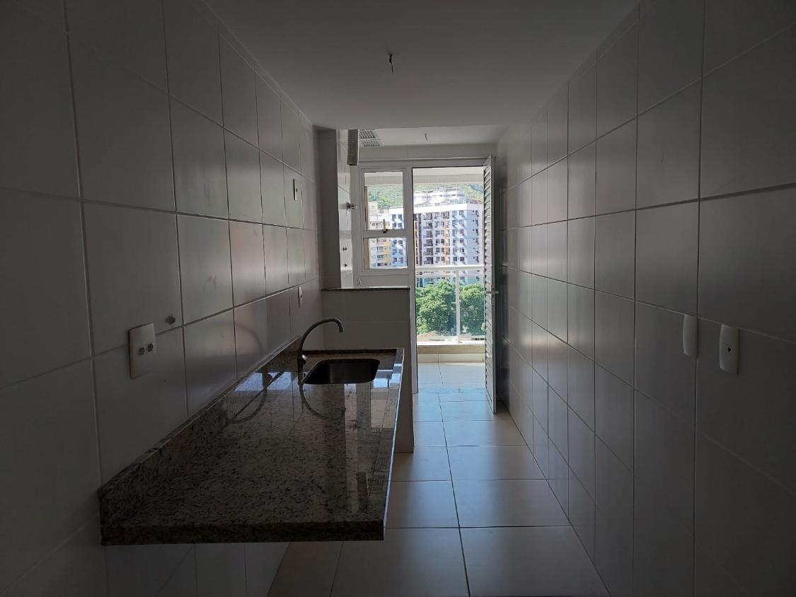 Apartamento à venda com 3 quartos, 84m² - Foto 12