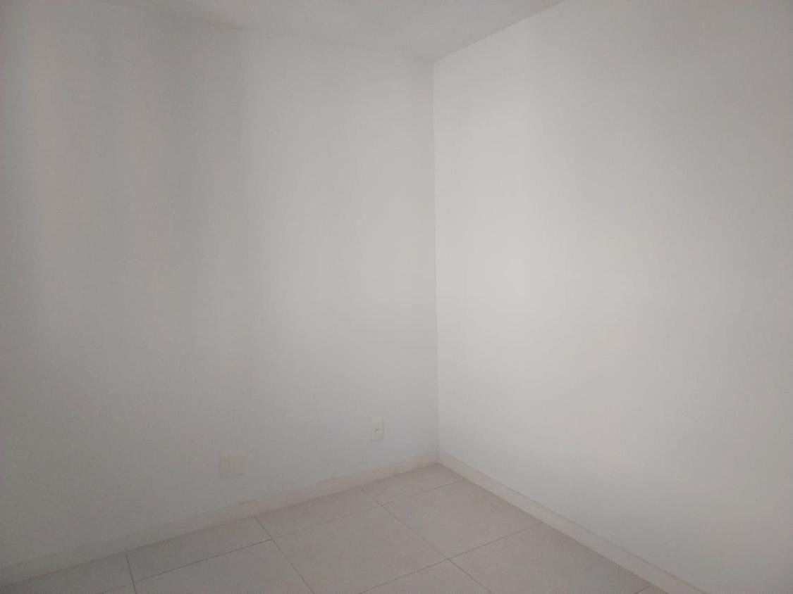 Apartamento à venda com 3 quartos, 84m² - Foto 13