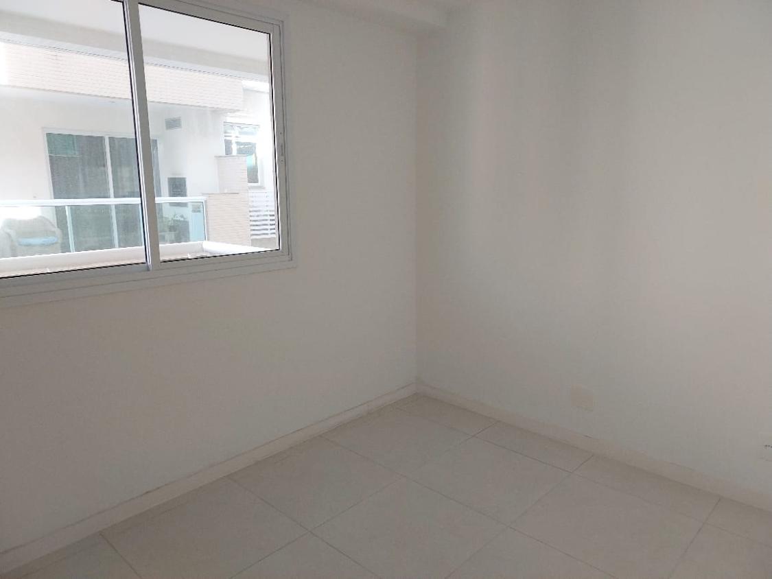 Apartamento à venda com 3 quartos, 84m² - Foto 18