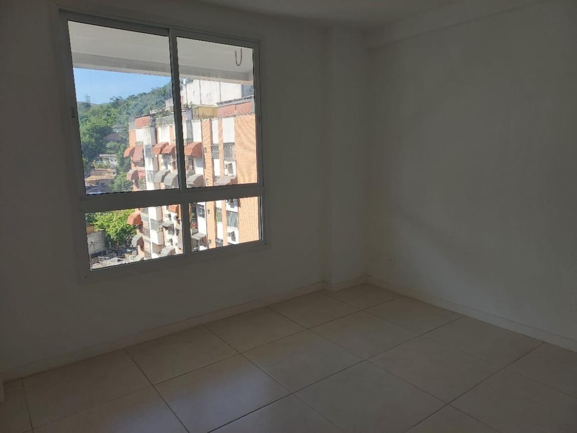 Apartamento à venda com 3 quartos, 84m² - Foto 26