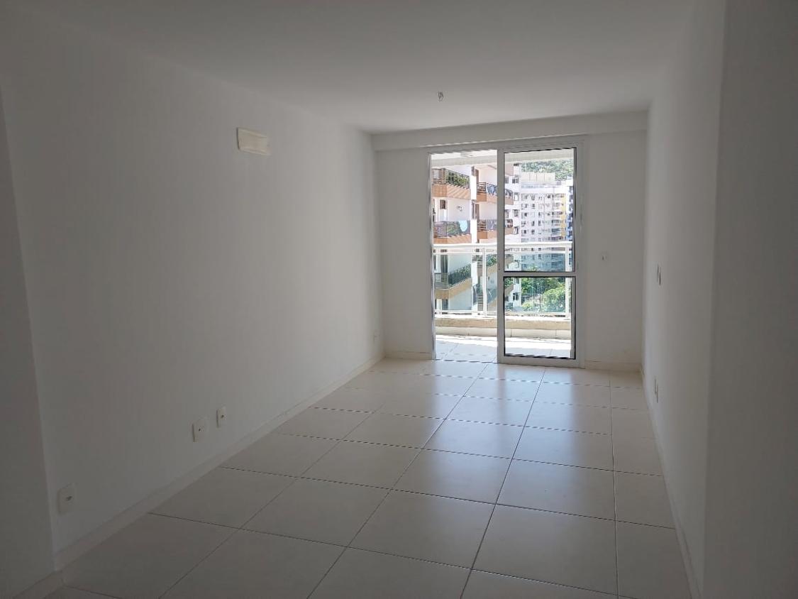 Apartamento à venda com 3 quartos, 84m² - Foto 29