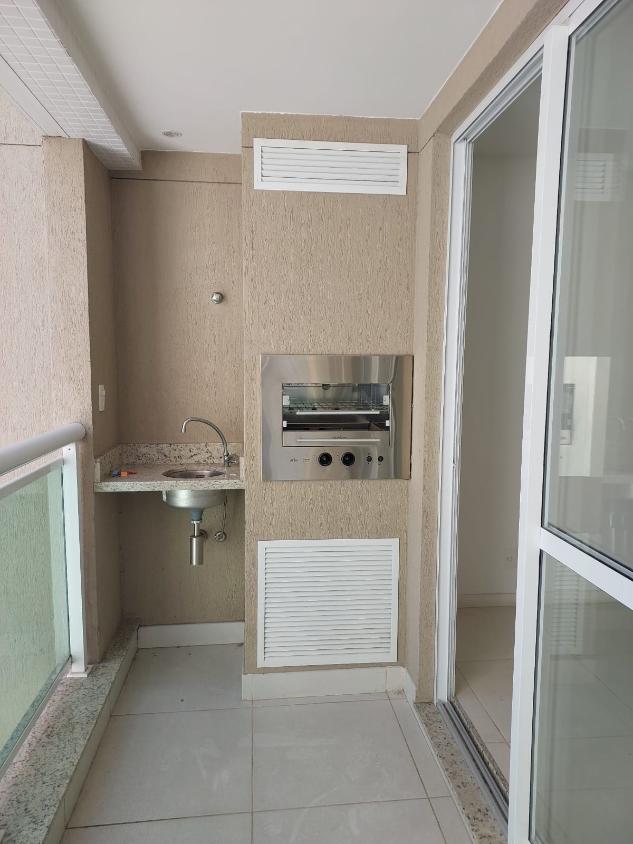 Apartamento à venda com 2 quartos, 71m² - Foto 2