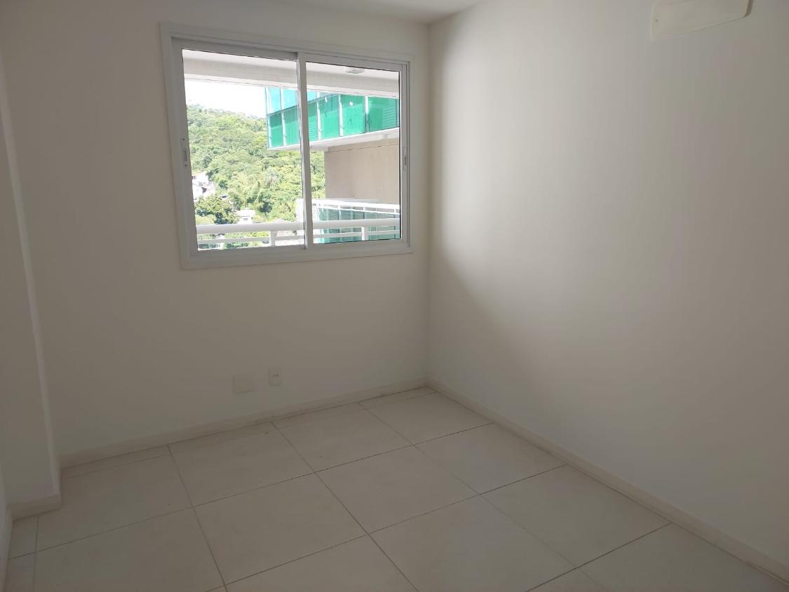 Apartamento à venda com 2 quartos, 71m² - Foto 14