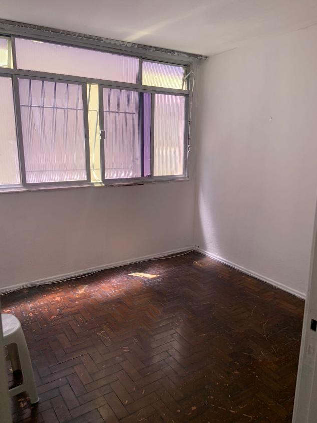 Apartamento à venda com 2 quartos, 65m² - Foto 19