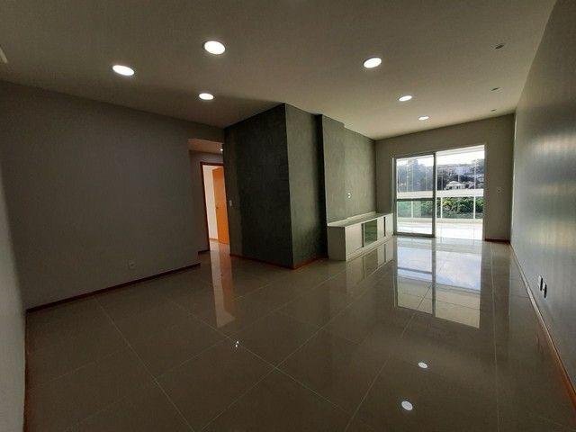 Apartamento à venda com 4 quartos, 140m² - Foto 4