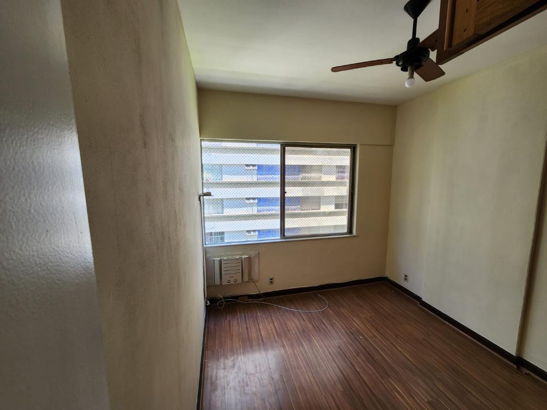 Apartamento à venda e aluguel com 3 quartos, 180m² - Foto 6