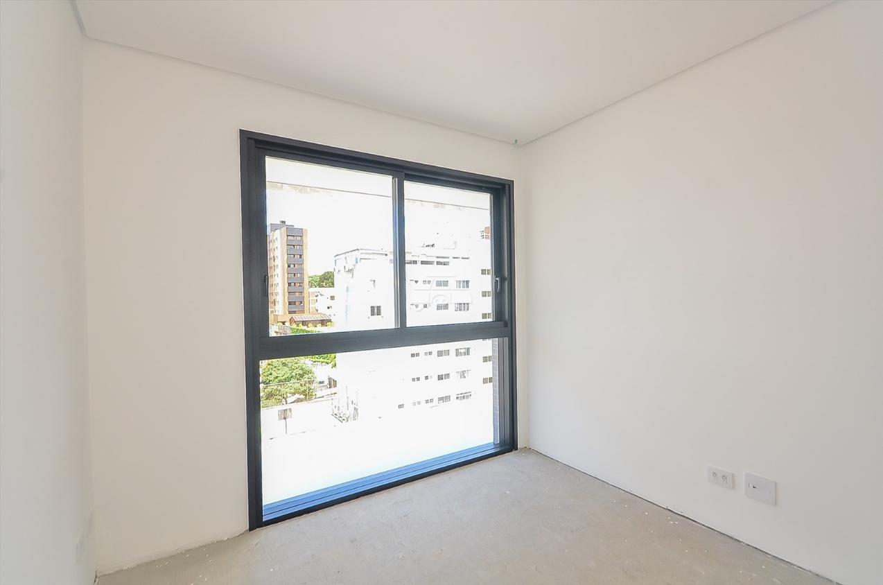 Apartamento à venda com 3 quartos, 107m² - Foto 8