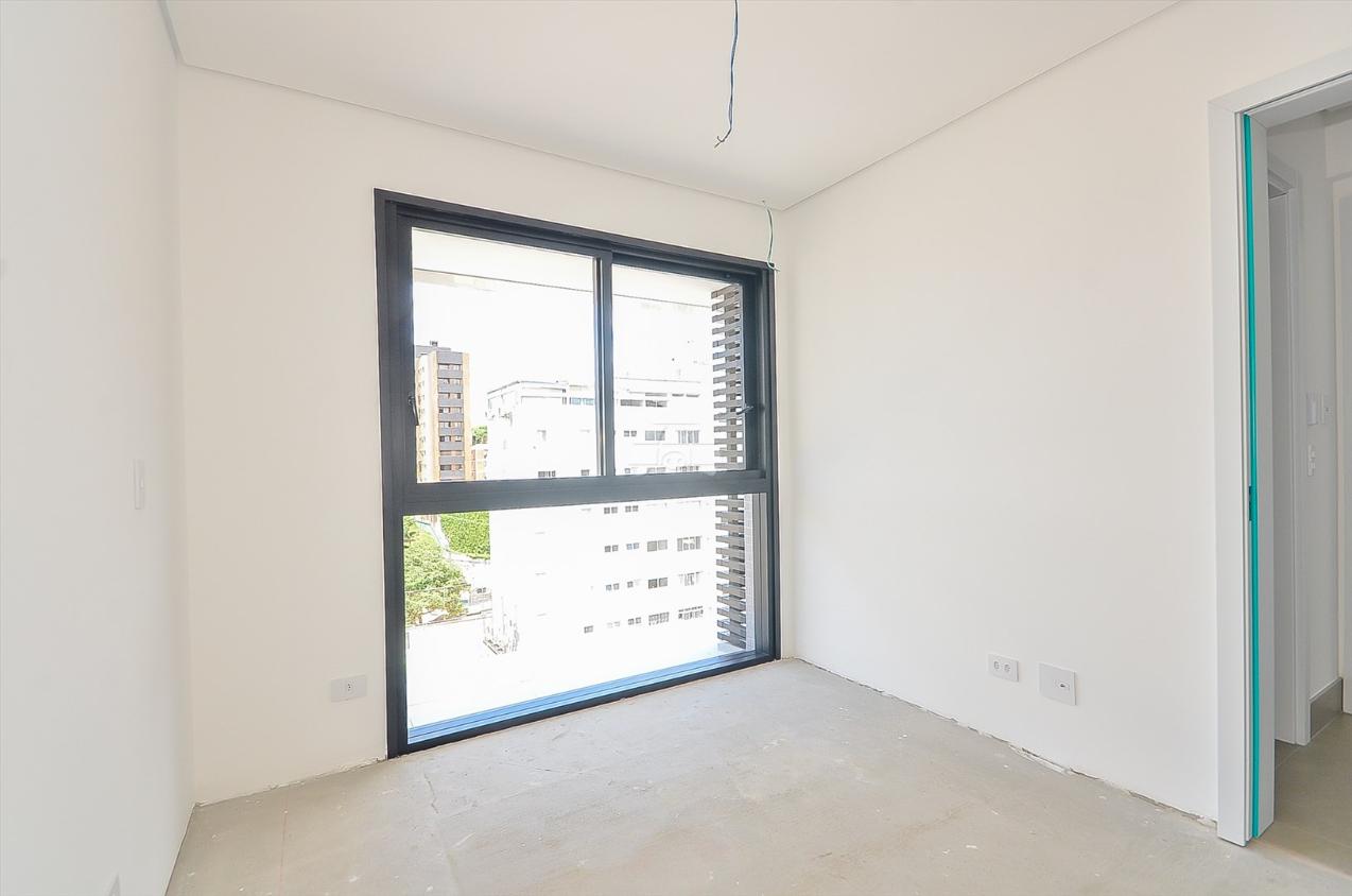 Apartamento à venda com 3 quartos, 107m² - Foto 18