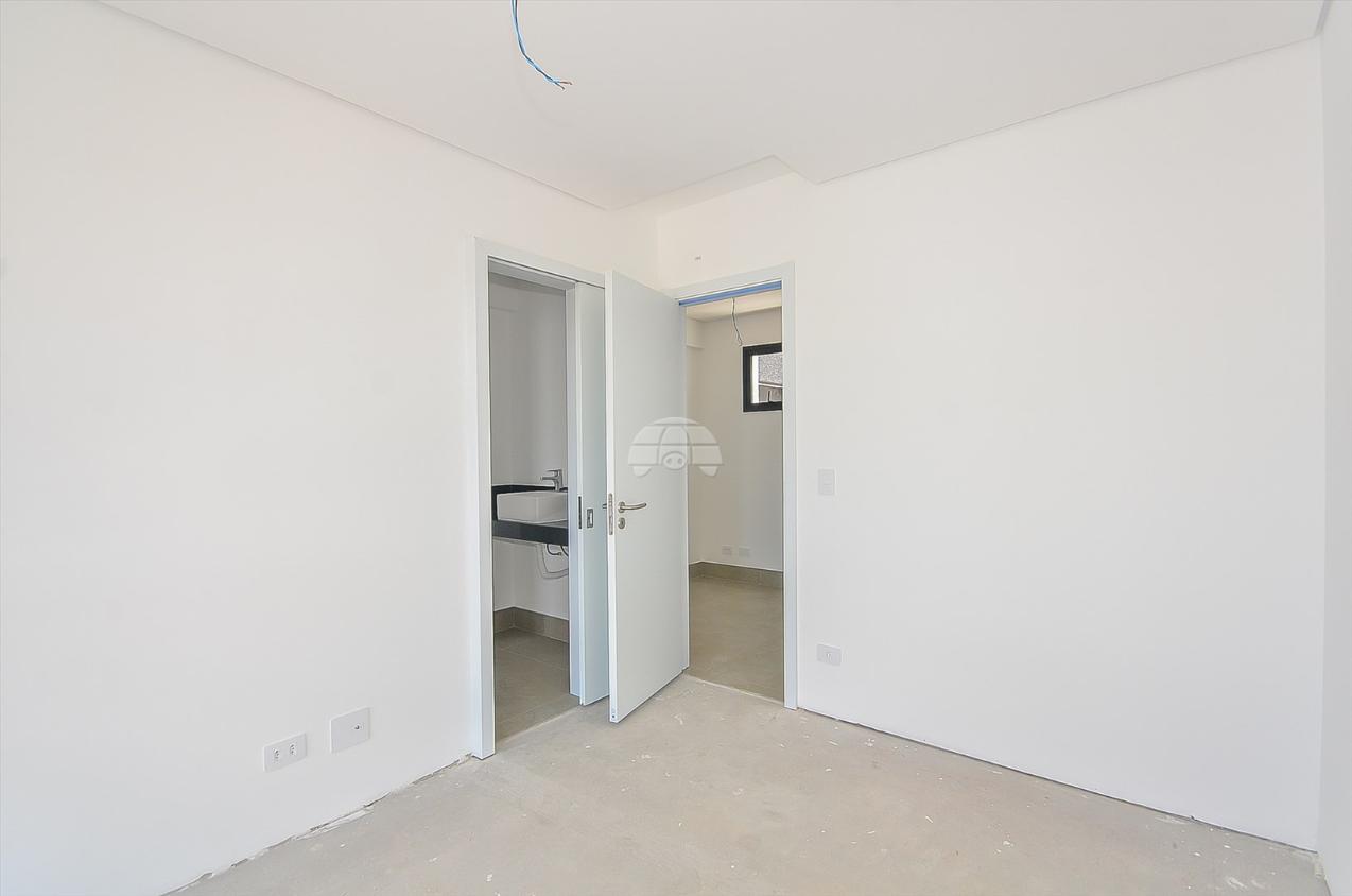 Apartamento à venda com 3 quartos, 107m² - Foto 19