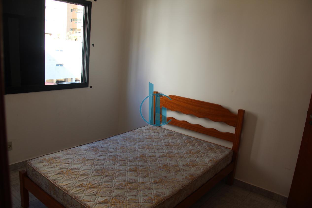 Apartamento à venda com 2 quartos, 69m² - Foto 25