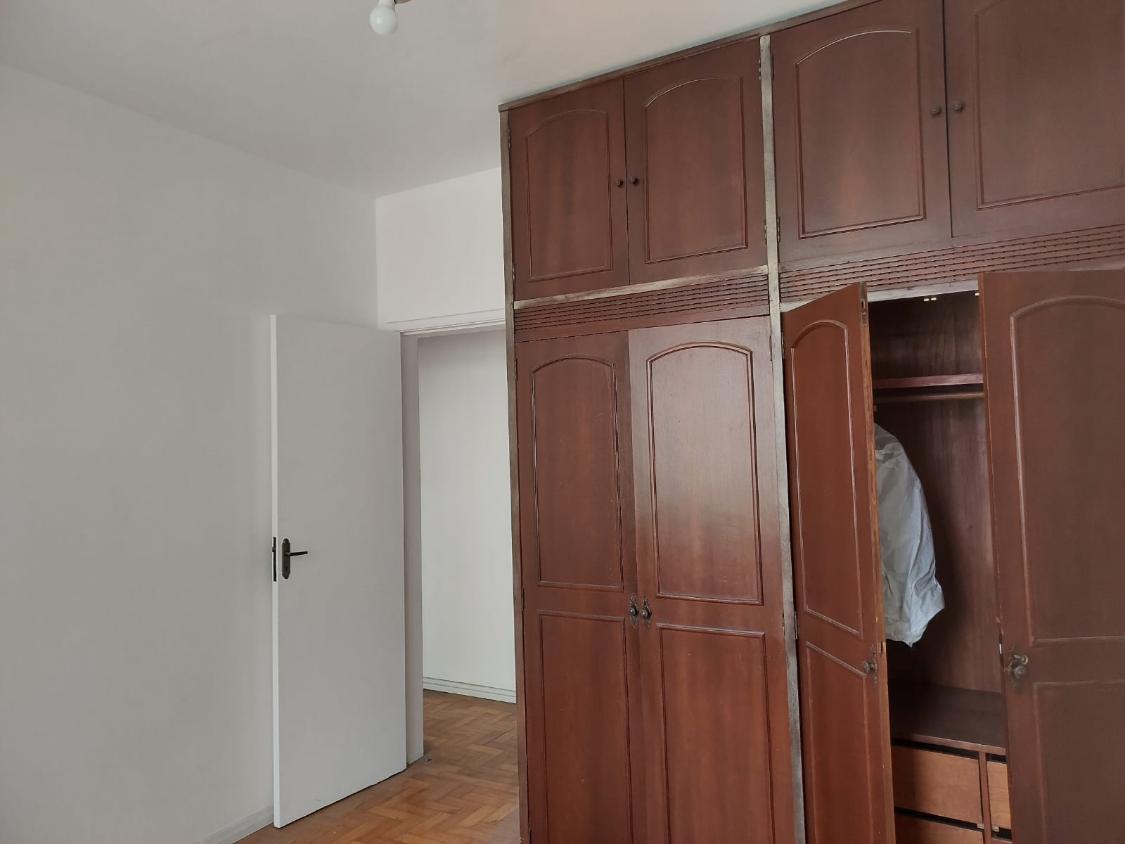 Apartamento à venda com 2 quartos, 75m² - Foto 8