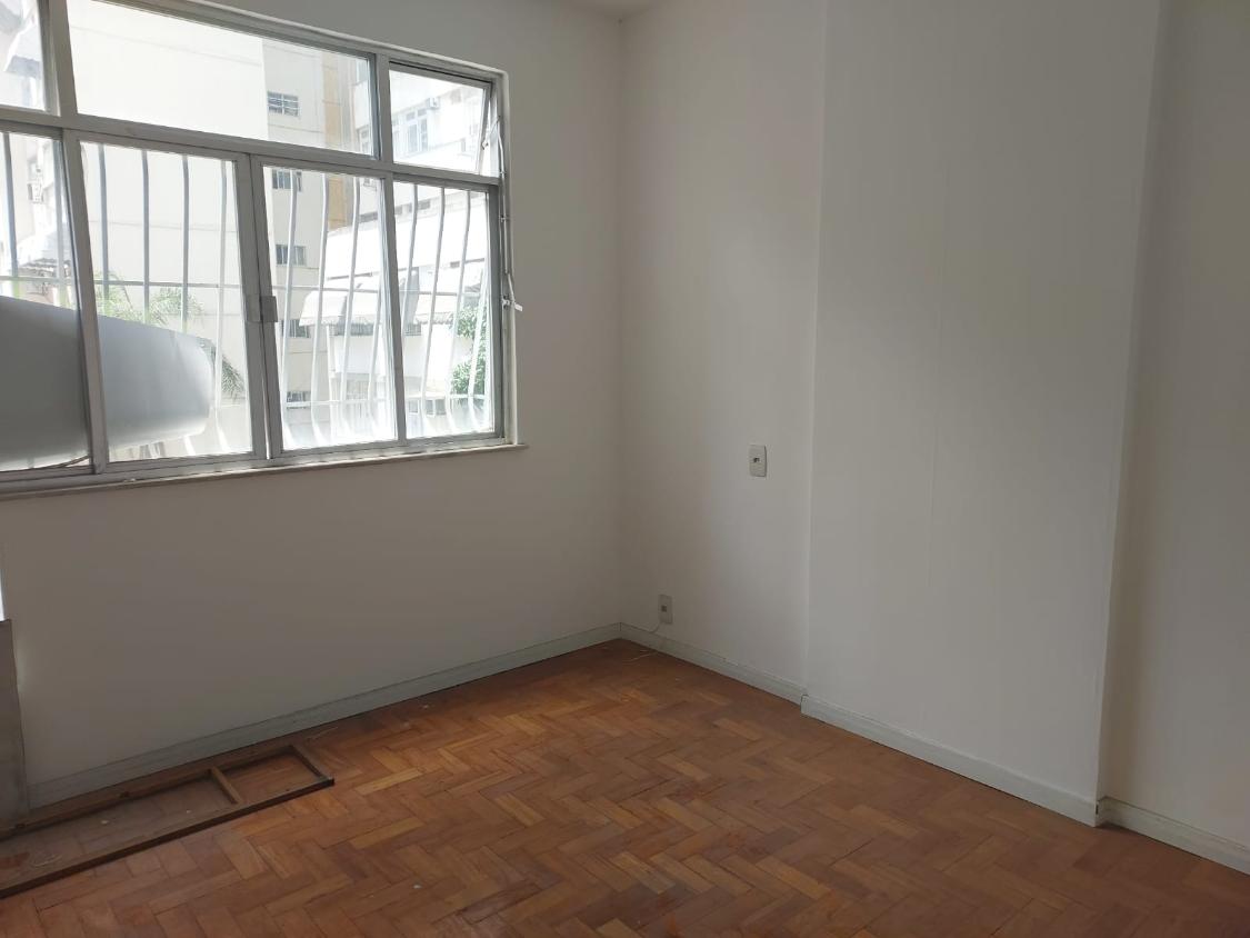 Apartamento à venda com 2 quartos, 75m² - Foto 5