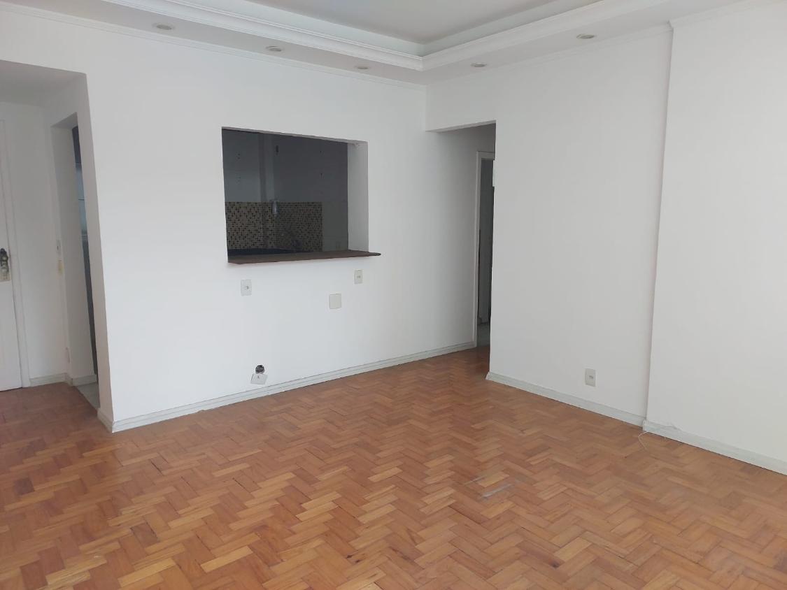 Apartamento à venda com 2 quartos, 75m² - Foto 2